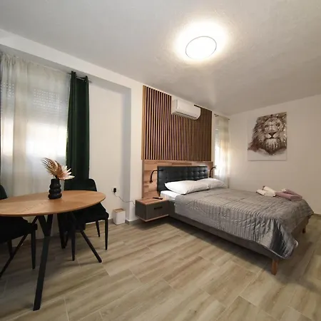 Sofia'S Studio & Room Zára Kültér fotó