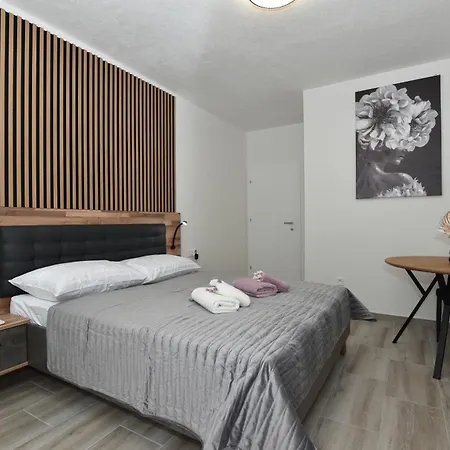 Sofia'S Studio & Room Zára Kültér fotó